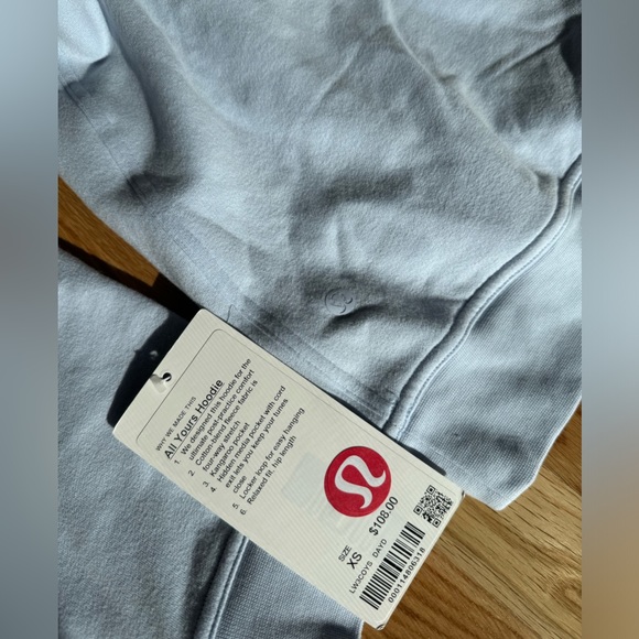 NWT lululemon all yours hoodie daydream size xs - Picture 6 of 7